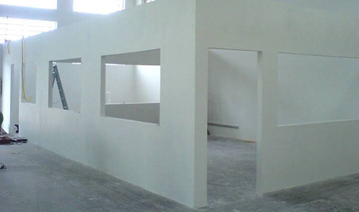 Divisórias de drywall em sala