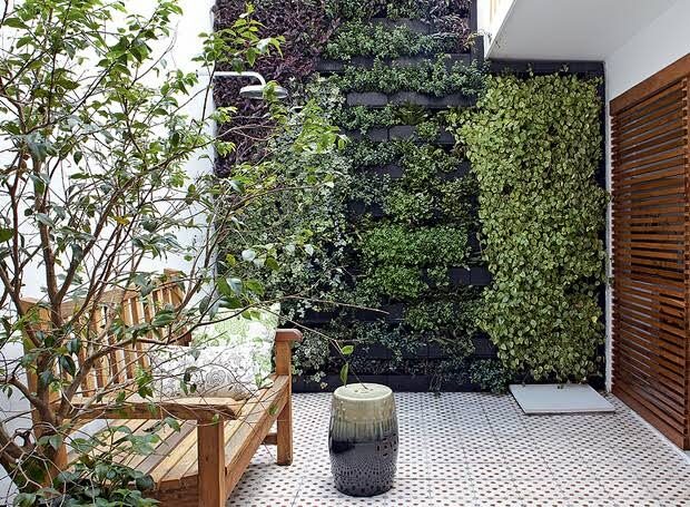 Jardim vertical em área externa